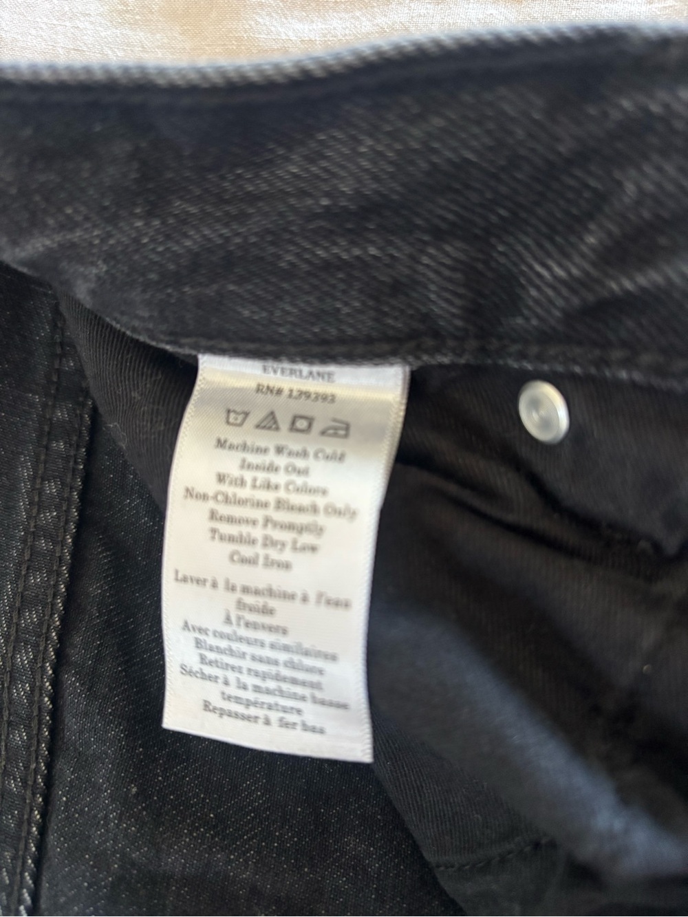Everlane Rigid Way-High Jean
Worn-In Black - Picture 9 of 9